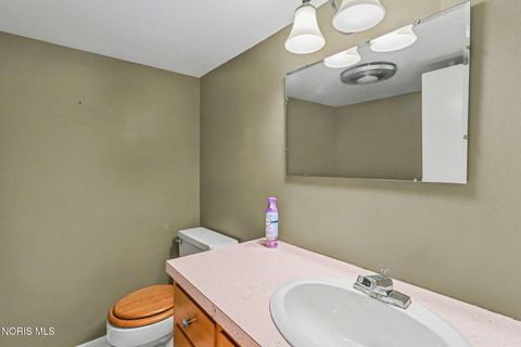 Tiny photo for 20645 Carter Road, Bowling Green, OH 43402 (MLS # 10006873)