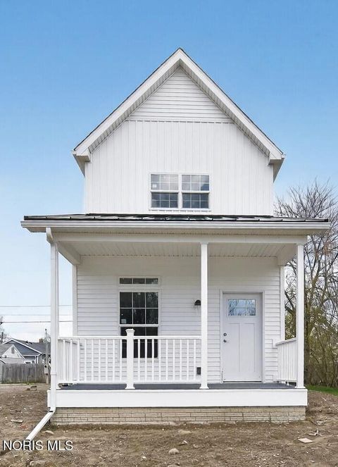 Photo of 434 South Avenue, Toledo, OH 43609 (MLS # 10005396)