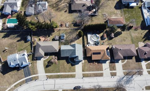 Tiny photo for 120 Luella Avenue, Oregon, OH 43616 (MLS # 10004638)