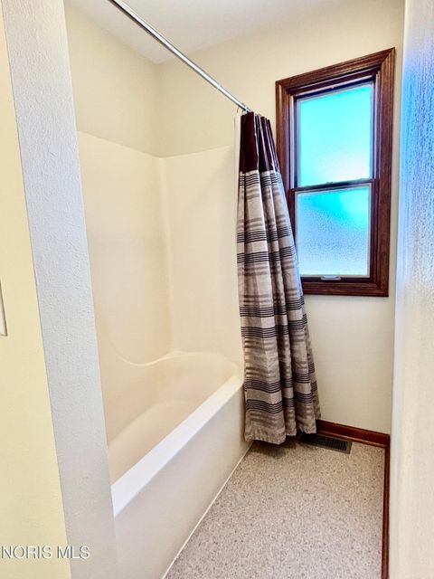 Tiny photo for 120 Luella Avenue, Oregon, OH 43616 (MLS # 10004638)