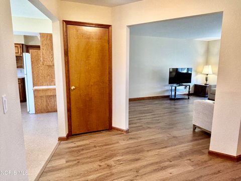 Tiny photo for 120 Luella Avenue, Oregon, OH 43616 (MLS # 10004638)