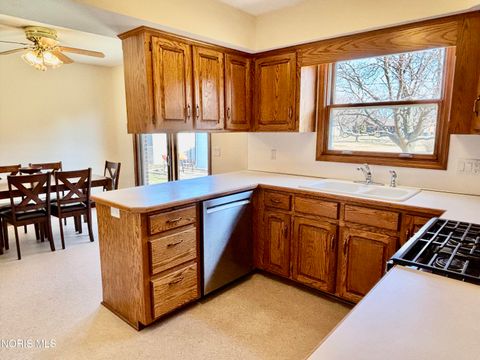 Tiny photo for 120 Luella Avenue, Oregon, OH 43616 (MLS # 10004638)