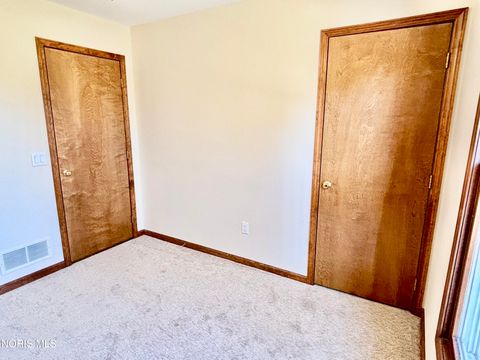 Tiny photo for 120 Luella Avenue, Oregon, OH 43616 (MLS # 10004638)