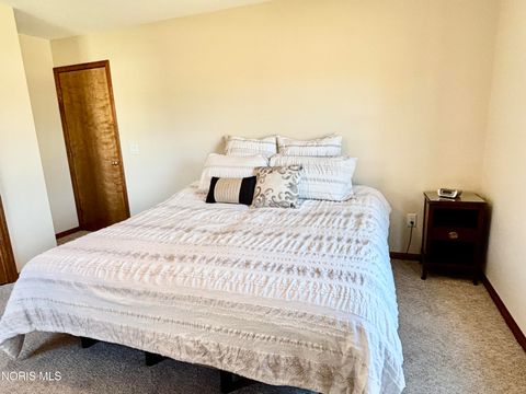 Tiny photo for 120 Luella Avenue, Oregon, OH 43616 (MLS # 10004638)