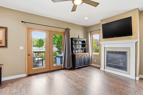 Tiny photo for 2700 Lakeview Parkway, Findlay, OH 45840 (MLS # 10007764)