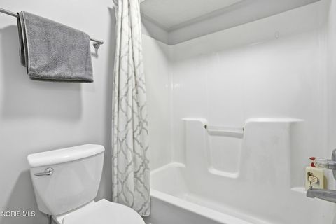 Tiny photo for 2700 Lakeview Parkway, Findlay, OH 45840 (MLS # 10007764)