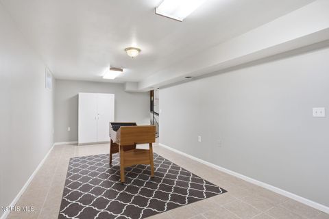 Tiny photo for 2700 Lakeview Parkway, Findlay, OH 45840 (MLS # 10007764)
