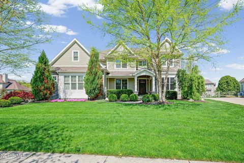 Photo of 3832 Timber Valley Drive, Maumee, OH 43537 (MLS # 10006868)