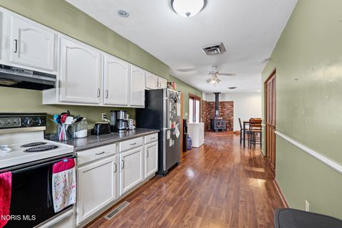 Tiny photo for 1209 Heather Drive, Findlay, OH 45840 (MLS # 10004187)