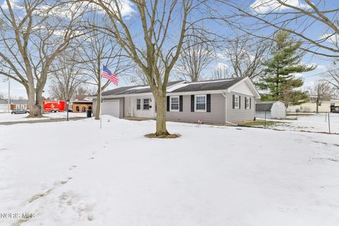 Tiny photo for 1209 Heather Drive, Findlay, OH 45840 (MLS # 10004187)