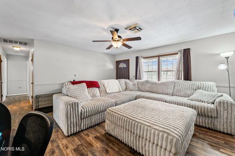 Tiny photo for 1209 Heather Drive, Findlay, OH 45840 (MLS # 10004187)