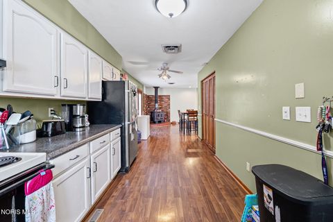 Tiny photo for 1209 Heather Drive, Findlay, OH 45840 (MLS # 10004187)