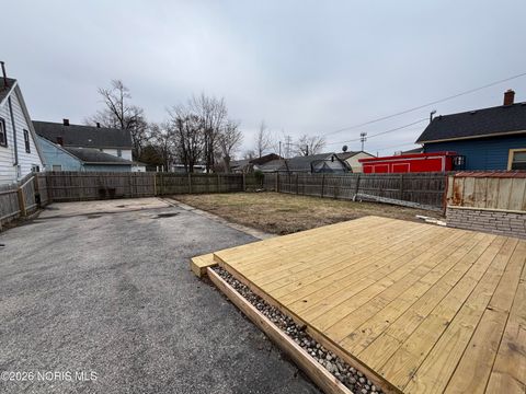 Tiny photo for 2837 Airport Highway, Toledo, OH 43609 (MLS # 10003050)