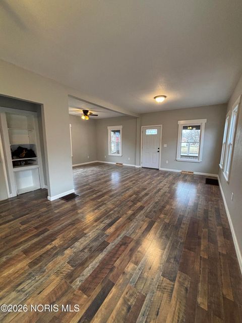 Tiny photo for 2837 Airport Highway, Toledo, OH 43609 (MLS # 10003050)