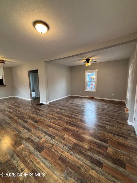 Tiny photo for 2837 Airport Highway, Toledo, OH 43609 (MLS # 10003050)