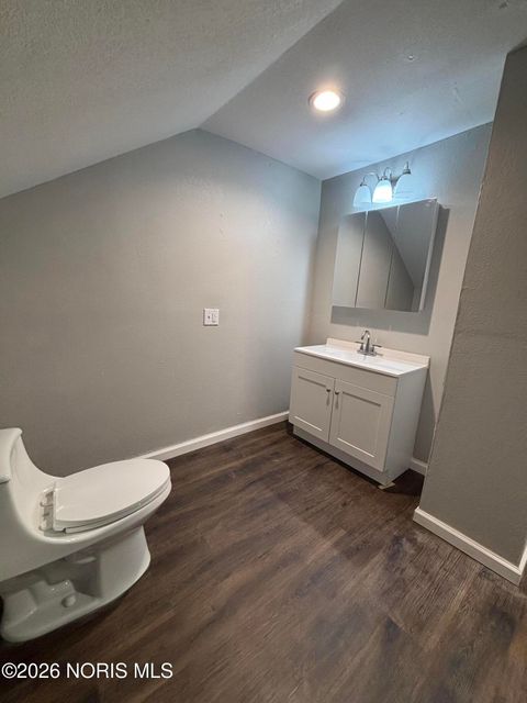 Tiny photo for 2837 Airport Highway, Toledo, OH 43609 (MLS # 10003050)