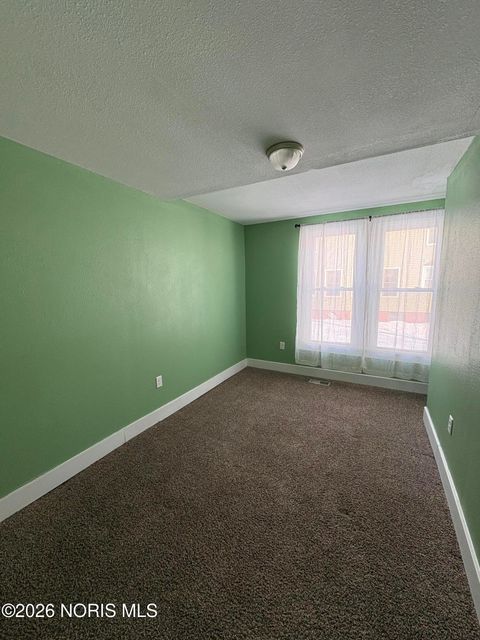 Tiny photo for 435 Crittenden Avenue, Toledo, OH 43609 (MLS # 10003759)