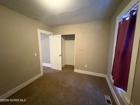 Tiny photo for 435 Crittenden Avenue, Toledo, OH 43609 (MLS # 10003759)