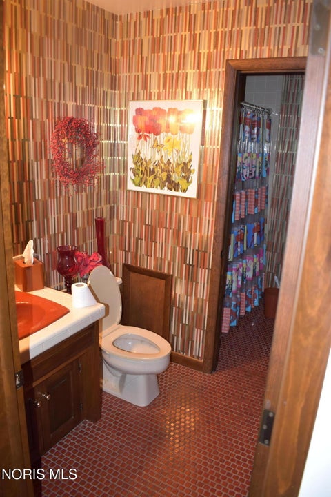Tiny photo for 4848 Lose Road, Monclova, OH 43542 (MLS # 10013626)