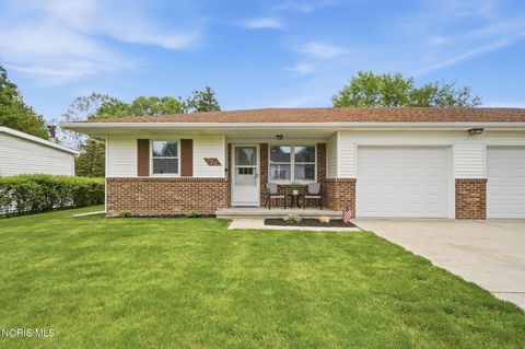 Homes For Sale - 720 3rd Street<br/> Wauseon, OH 43567