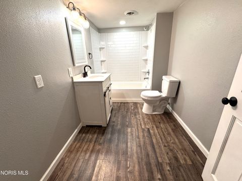 Tiny photo for 6143 Seaman Road, Oregon, OH 43616 (MLS # 10007058)