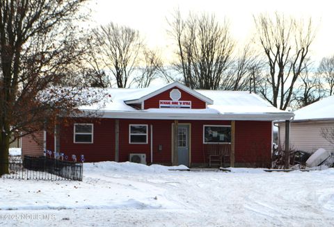 Photo of 303 W River Street, Antwerp, OH 45813 (MLS # 10002474)