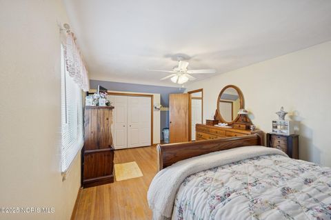 Tiny photo for 2938 S 109th Street, Toledo, OH 43611 (MLS # 10001104)