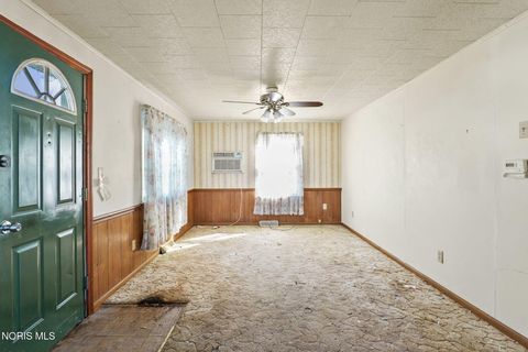 Tiny photo for 205 Main Street, Clay Center, OH 43408 (MLS # 10004699)