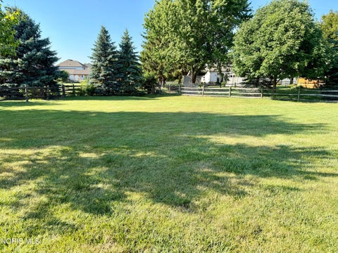 Tiny photo for 1470 Southridge Drive, Waterville, OH 43566 (MLS # 10011040)