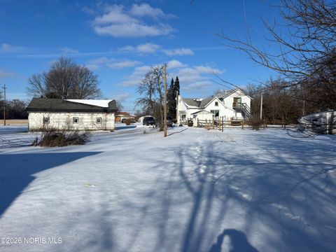 Tiny photo for 8533 Garden Road, Maumee, OH 43537 (MLS # 10003283)