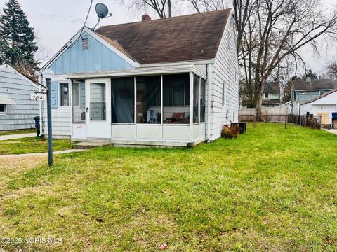 Tiny photo for 2041 Brame Place, Toledo, OH 43613 (MLS # 10001865)