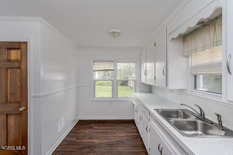 Tiny photo for 3656 Bellevue Road, Toledo, OH 43613 (MLS # 10014192)
