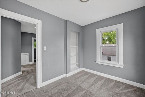 Tiny photo for 3705 Burton Avenue, Toledo, OH 43612 (MLS # 10007597)