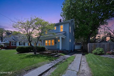 Photo of 3705 Burton Avenue, Toledo, OH 43612 (MLS # 10007597)