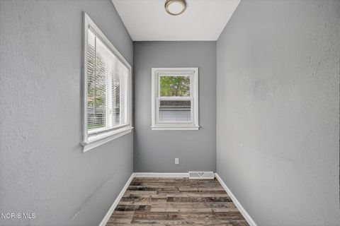 Tiny photo for 3705 Burton Avenue, Toledo, OH 43612 (MLS # 10007597)