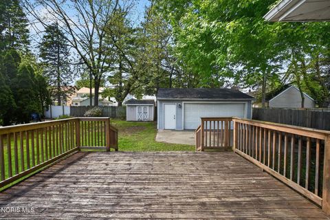 Tiny photo for 3705 Burton Avenue, Toledo, OH 43612 (MLS # 10007597)