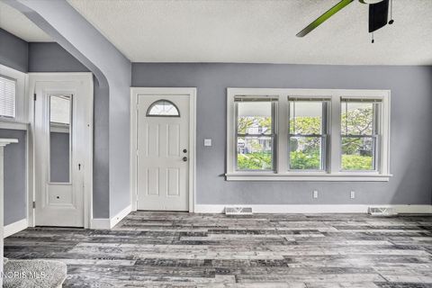 Tiny photo for 3705 Burton Avenue, Toledo, OH 43612 (MLS # 10007597)