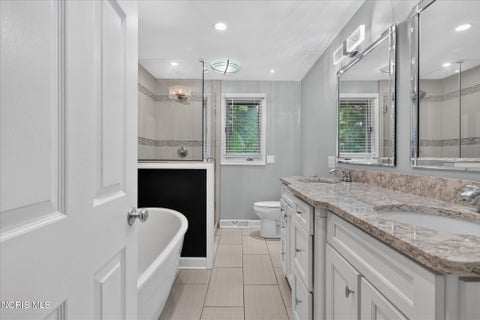 Tiny photo for 2945 Riva Ridge Road, Ottawa Hills, OH 43615 (MLS # 10012012)