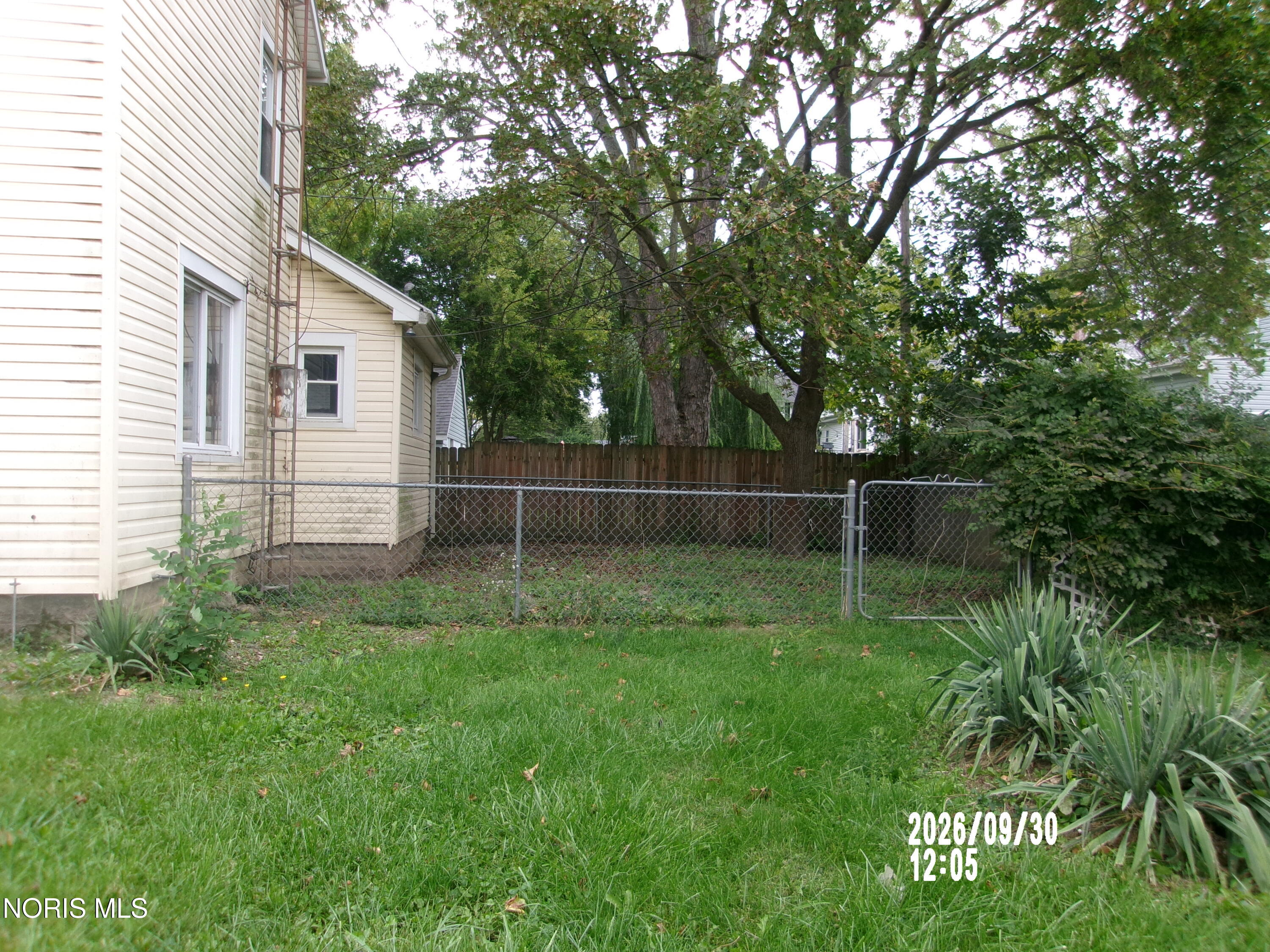 203 E Oak Street