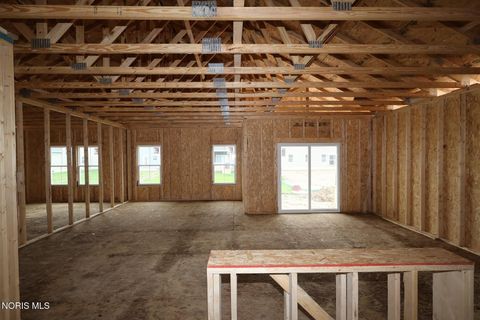 Tiny photo for 932 Creekside Lane, Bowling Green, OH 43402 (MLS # 10007148)