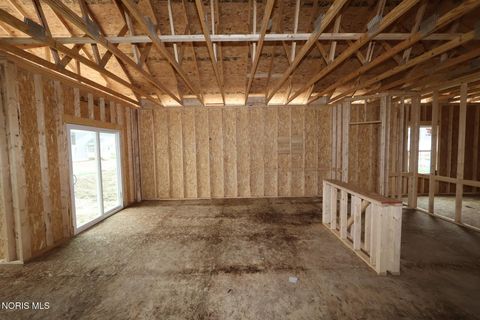 Tiny photo for 932 Creekside Lane, Bowling Green, OH 43402 (MLS # 10007148)
