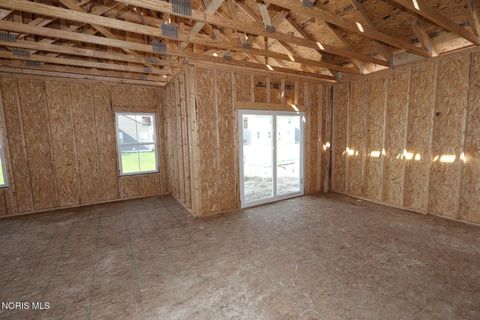 Tiny photo for 932 Creekside Lane, Bowling Green, OH 43402 (MLS # 10007148)