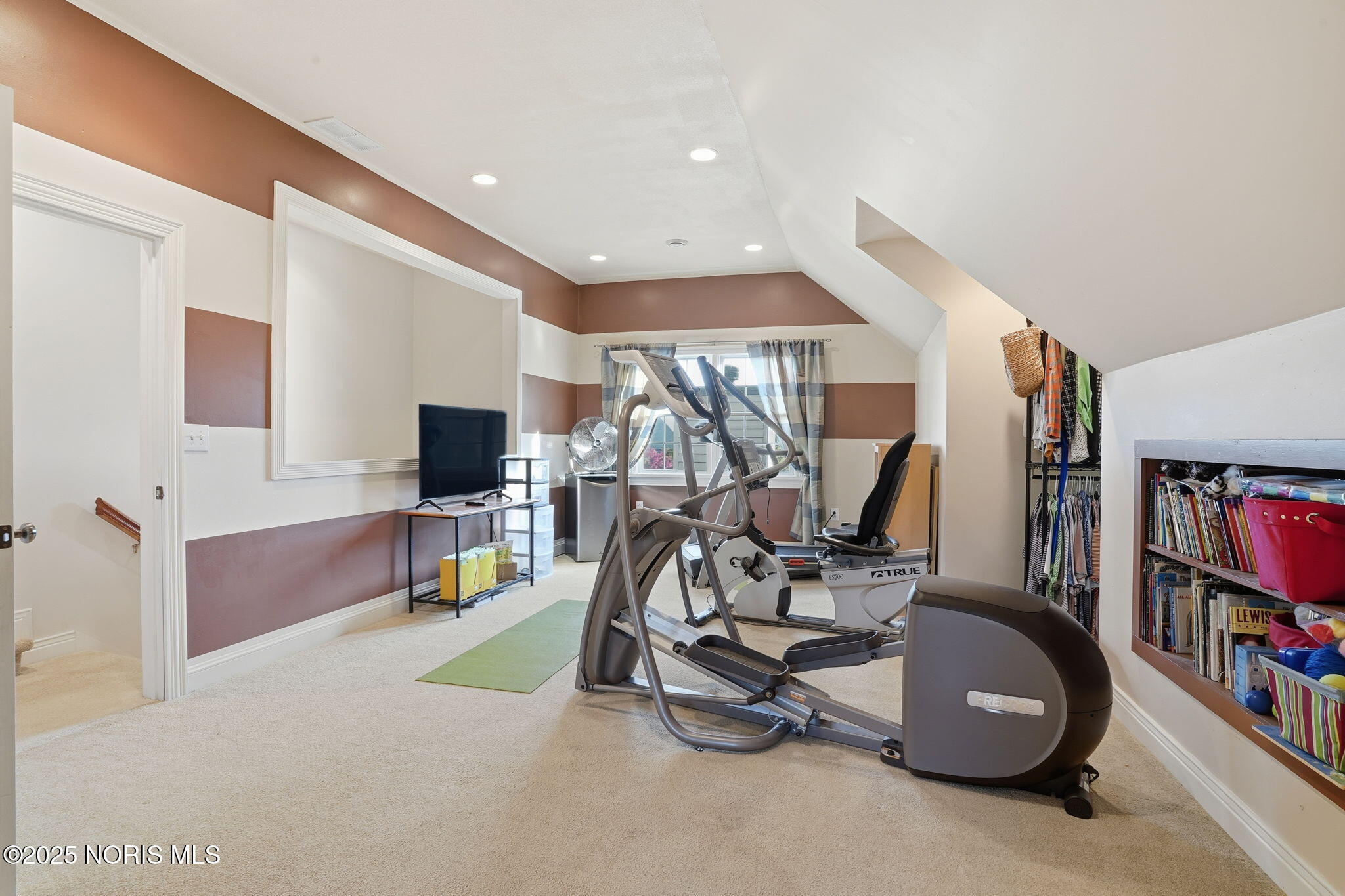 Findlay, Ohio 45840, United States, 4 Bedrooms Bedrooms, ,5 BathroomsBathrooms,Residential,Coming Soon,239030