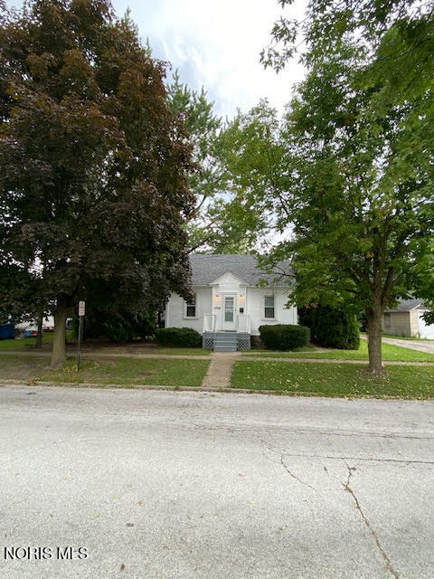 Tiny photo for 1308 Alger Street, Fremont, OH 43420 (MLS # 10012819)
