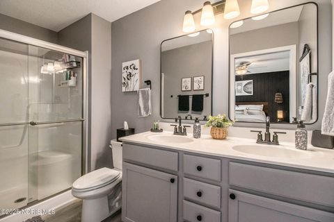 Tiny photo for 840 Old School Drive, Napoleon, OH 43545 (MLS # 10001616)