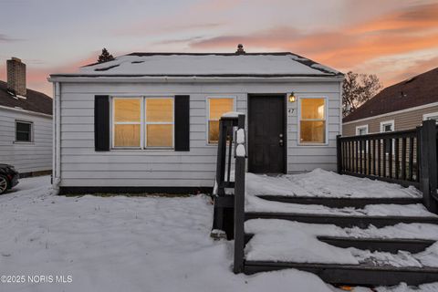 Photo of 47 W Crawford Avenue, Toledo, OH 43612 (MLS # 10002460)