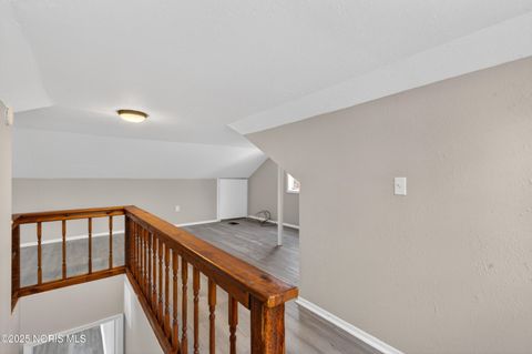 Tiny photo for 47 W Crawford Avenue, Toledo, OH 43612 (MLS # 10002460)