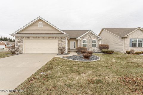 Photo of 6864 Southpine Court, Maumee, OH 43537 (MLS # 10002447)