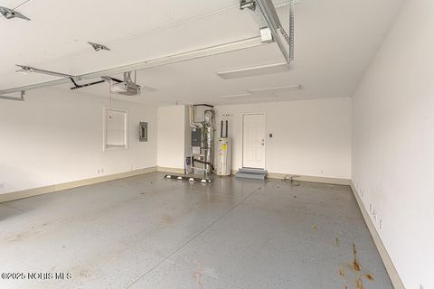 Tiny photo for 6864 Southpine Court, Maumee, OH 43537 (MLS # 10002447)