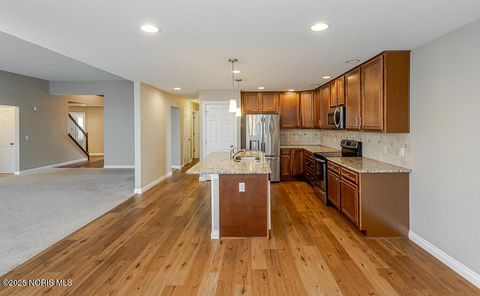 Tiny photo for 6864 Southpine Court, Maumee, OH 43537 (MLS # 10002447)